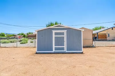 10577 Tecopa, Apple Valley, CA 92308 - Photo 20