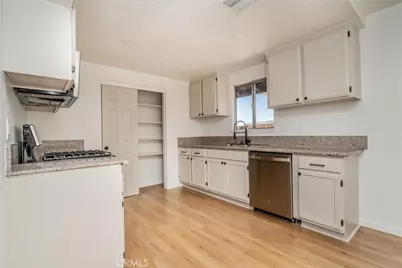 10577 Tecopa, Apple Valley, CA 92308 - Photo 4