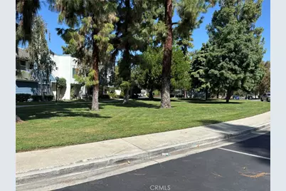 633 Church Pl #3, Redlands, CA 92374 - Photo 2