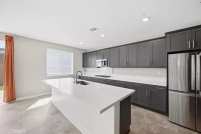 16775 Fern Pine, Fontana, CA 92336 - Photo 6