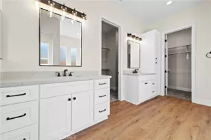 7925 Featherstone Ct, Riverside, CA 92506 - Photo 12