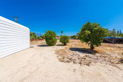 26704 Cornell St, Hemet, CA 92544 - Photo 10