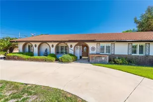 26704 Cornell St, Hemet, CA 92544 - Photo 2