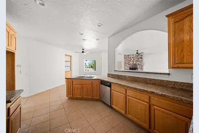 8778 Smoke Tree, Phelan, CA 92371 - Photo 4