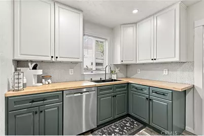 1625 Genevieve, San Bernardino, CA 92405 - Photo 6