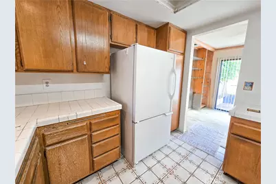 1992 E Cienega Avenue #D, Covina, CA 91724 - Photo 12