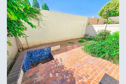 1992 E Cienega Avenue #D, Covina, CA 91724 - Photo 20