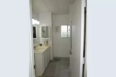 1065 S Elk, Hemet, CA 92543 - Photo 40