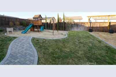 13674 Buena Vista, Hesperia, CA 92344 - Photo 46