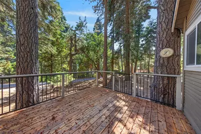 27917 Squirrel Lane, Lake Arrowhead, CA 92352 - Photo 16