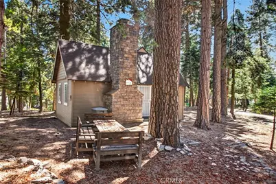 27917 Squirrel Lane, Lake Arrowhead, CA 92352 - Photo 18