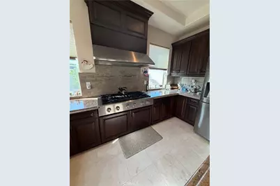 18268 Hollowtree Lane, Riverside, CA 92504 - Photo 14