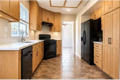 12441 San Jacinto, Victorville, CA 92392 - Photo 2