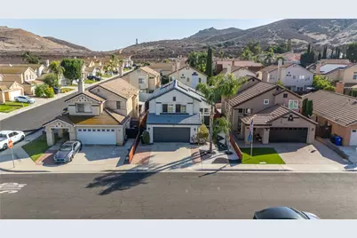 15597 Carrera Drive, Fontana, CA 92337 - Photo 4