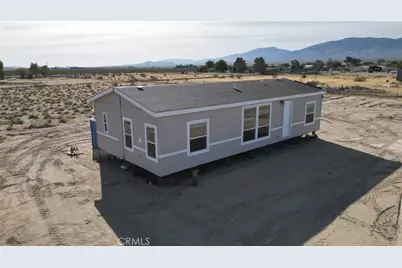 11125 Medanos, Lucerne Valley, CA 92356 - Photo 2