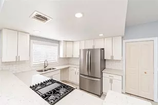 198 N Pennsylvania St, Lake Elsinore, CA 92530 - Photo 10