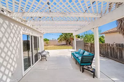198 N Pennsylvania St, Lake Elsinore, CA 92530 - Photo 32