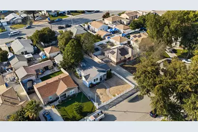 1617 N Gordon Court, Pomona, CA 91768 - Photo 34