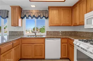 280 Clearwood, Riverside, CA 92506 - Photo 16