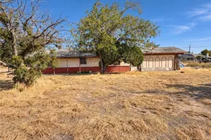 15116 Palm, Hesperia, CA 92345 - Photo 2