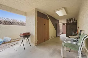 8634 Park St, Bellflower, CA 90706 - Photo 12