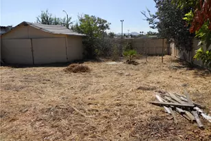 635 W 8th, San Bernardino, CA 92410 - Photo 32