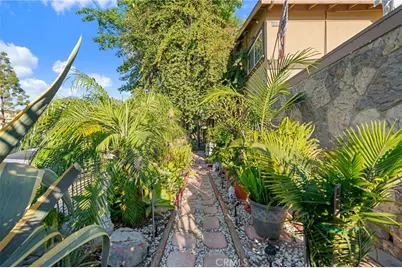 2166 W Alameda, Anaheim, CA 92801 - Photo 42