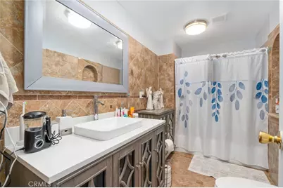 2166 W Alameda, Anaheim, CA 92801 - Photo 28