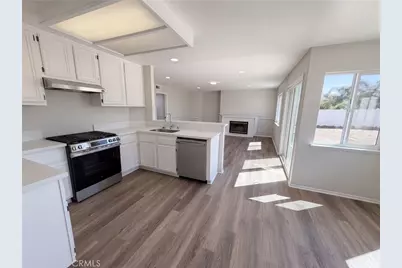2371 W Via Bello, Rialto, CA 92377 - Photo 2