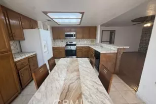 27921 Evergreen Ln, Helendale, CA 92342 - Photo 10