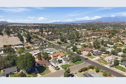6815 Barcelona, Riverside, CA 92504 - Photo 46