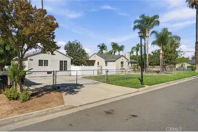 6815 Barcelona, Riverside, CA 92504 - Photo 6