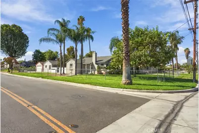 6815 Barcelona, Riverside, CA 92504 - Photo 4
