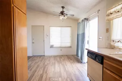 11318 Newland Court, Victorville, CA 92392 - Photo 4