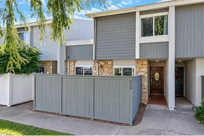 636 Rhine Lane #122, Costa Mesa, CA 92626 - Photo 2