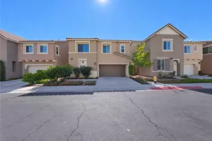 24251 Lilac Ln, Lake Elsinore, CA 92532 - Photo 4
