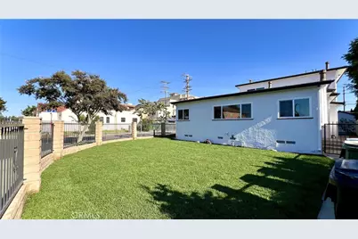 918 E 68th Street, Inglewood, CA 90302 - Photo 14