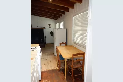 582 Beechnut, Green Valley Lake, CA 92341 - Photo 10