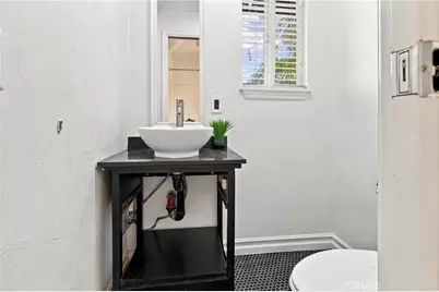415 Glenhill, Riverside, CA 92507 - Photo 36