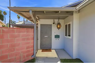 7227 Whitaker Avenue, Lake Balboa, CA 91406 - Photo 6