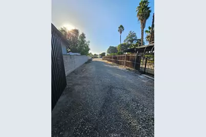 11046 Kadota, Pomona, CA 91766 - Photo 8