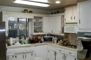 9732 Oleander, Fontana, CA 92335 - Photo 8