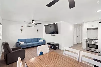 5510 Roosevelt Avenue, Santa Ana, CA 92703 - Photo 6