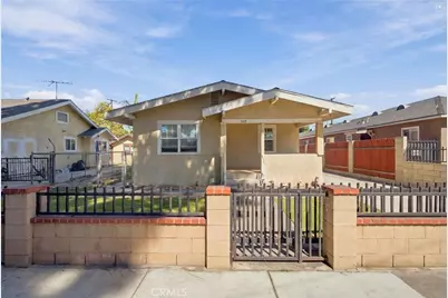 1019 W Pine Street, Santa Ana, CA 92703 - Photo 2