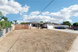 17436 Malaga St, Fontana, CA 92336 - Photo 2