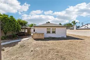 17436 Malaga St, Fontana, CA 92336 - Photo 28