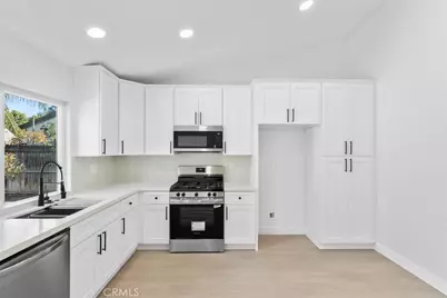 9267 Aralia Drive, Riverside, CA 92503 - Photo 12
