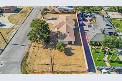 19512 Jurupa, Bloomington, CA 92316 - Photo 4