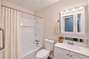 1035 Altura Dr, Riverside, CA 92507 - Photo 16