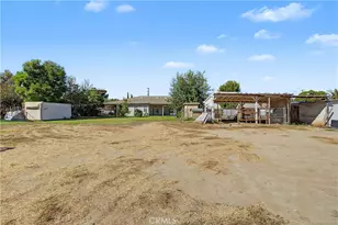 17643 Santa Ana, Bloomington, CA 92316 - Photo 34